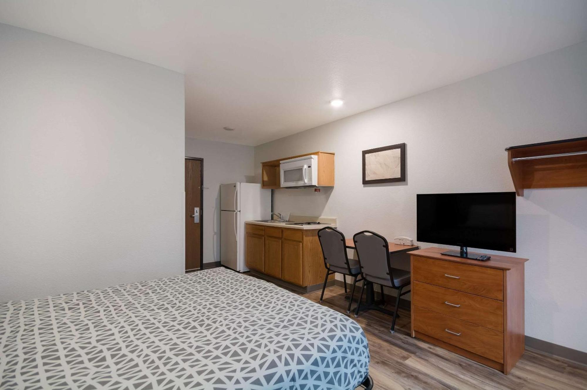 Woodspring Suites Columbia Fort Jackson Esterno foto